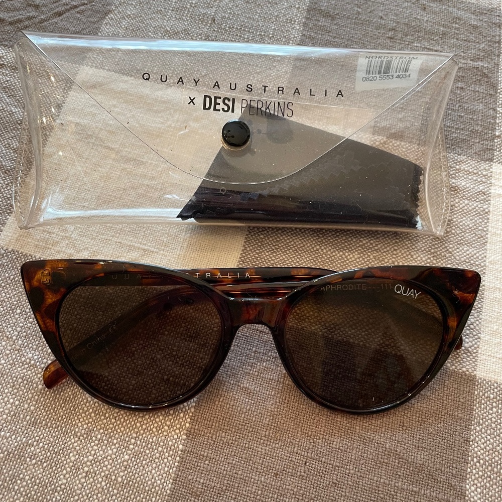 Quay Australia x Desi Perkins Aphrodite Sunglasses in Tortoise